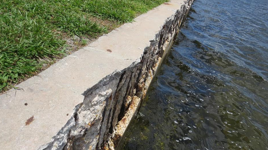 Seawall Replacement in Palmetto Florida